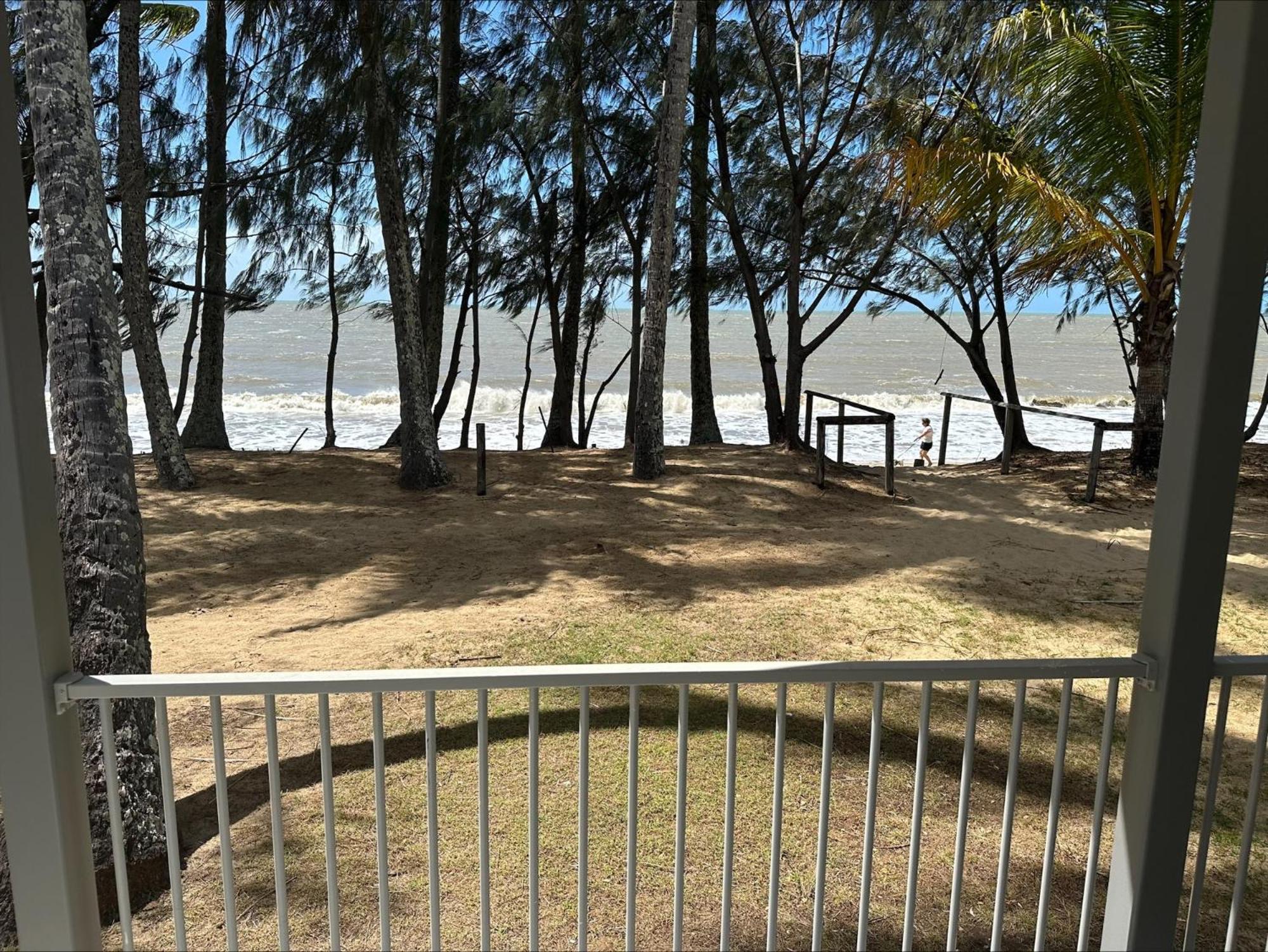 Ellis Beach Oceanfront Holiday Park Palm Cove Eksteriør billede